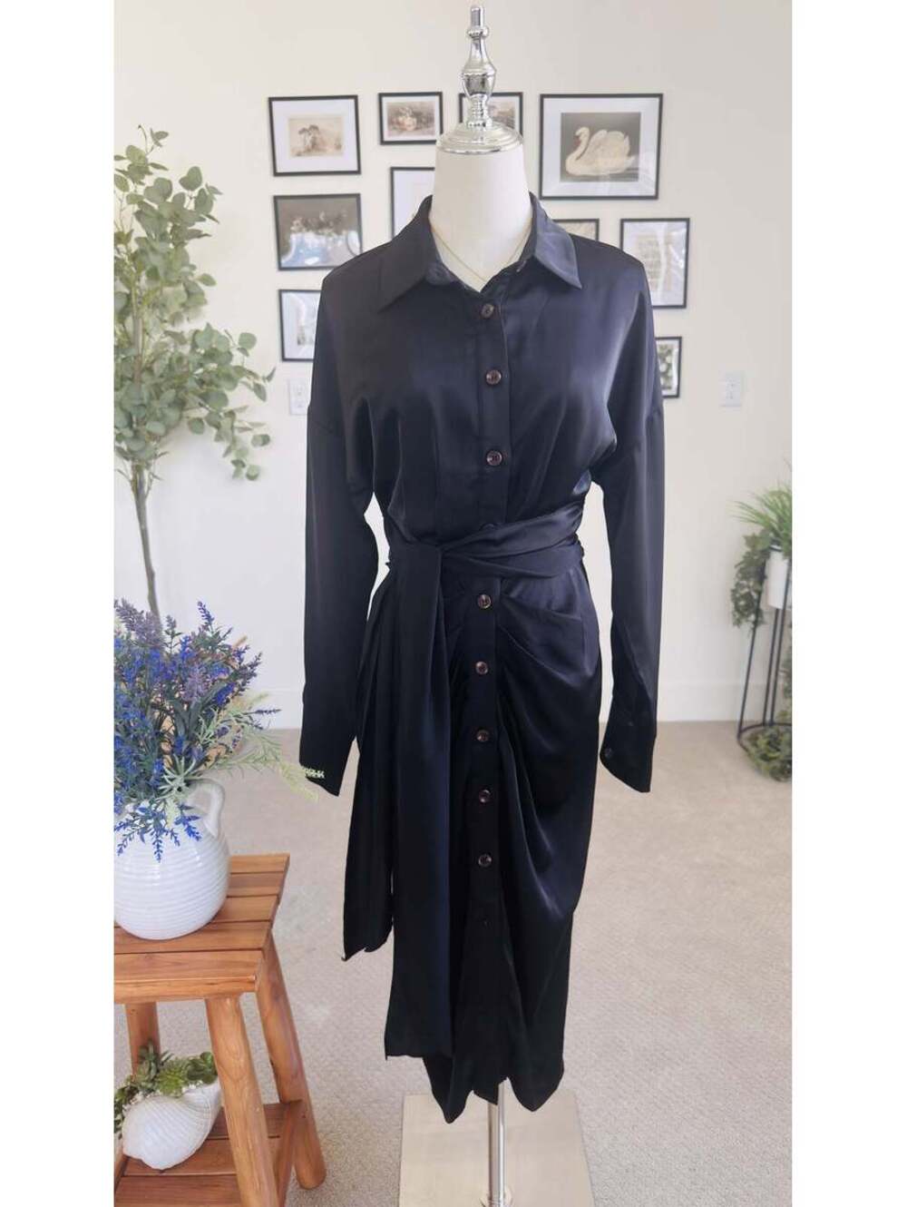 BTFBM Black Satin Long Sleeve Ruched Button-Down Shirt Midi Dress Size S